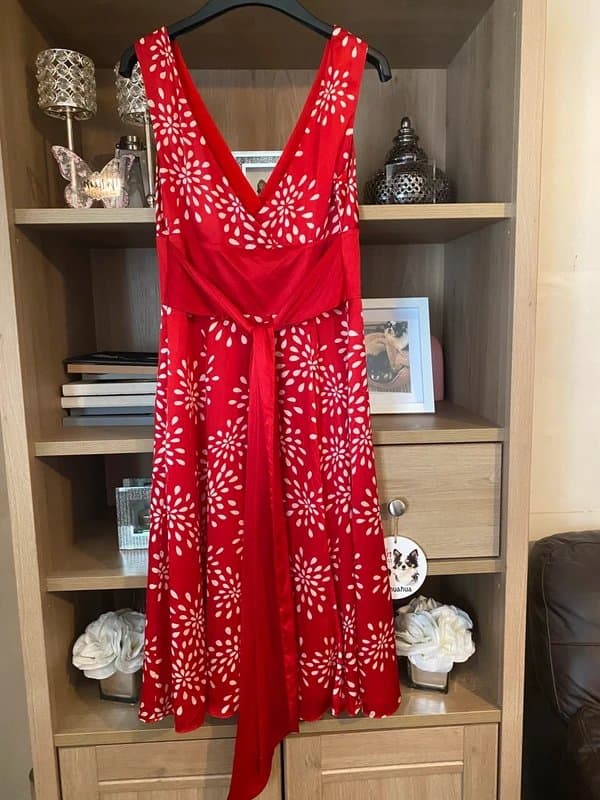 Ted Baker Ted Baker London 100% Silk Splash Print V-Neck Midi Dress Size 2 UK 10 🍒 Retro Aesthetic