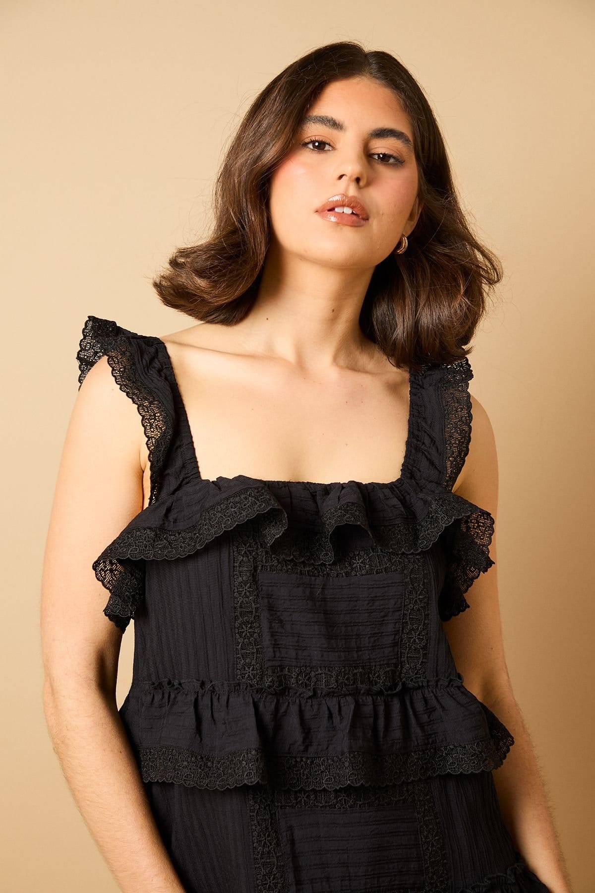 Oasis Oasis Women's Broderie Tiered Detail Strappy Mini Dress in Black - 4
