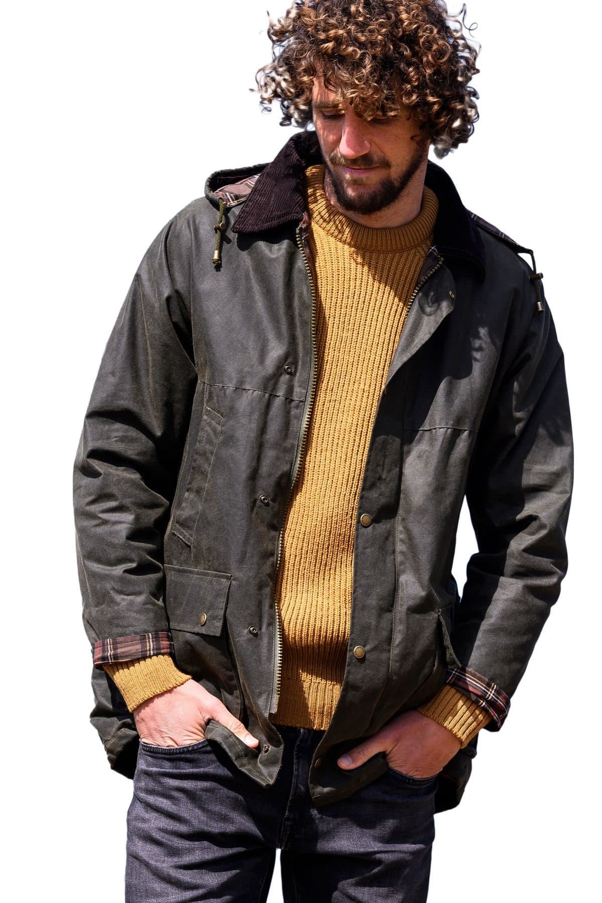 Celtic & Co Celtic & Co Men's British Grown Sleeve Wax Cotton Jacket in Dark Olive