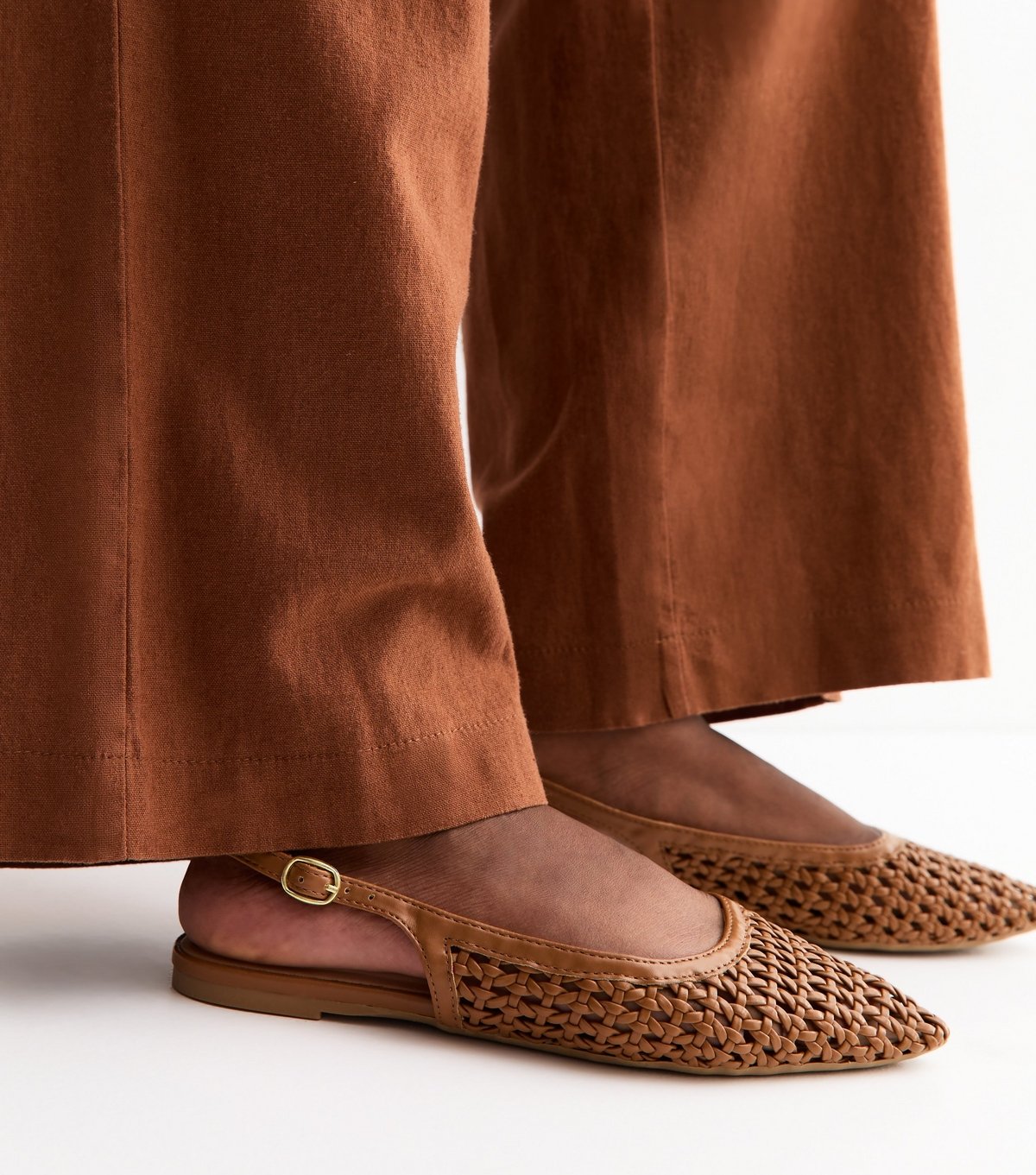 New Look Women's Tan Faux Leather Woven Slingback Pumps Vegan New Look - 2