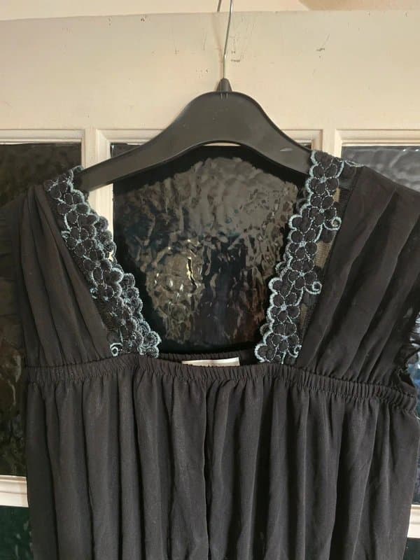 Single Brina Brina Black Midi Dress - Smocked & Embroidered - NWOT