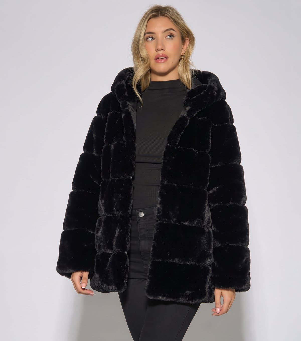 Gini London Women's Black Horizontal Faux Fur Hooded Jacket Gini London New Look