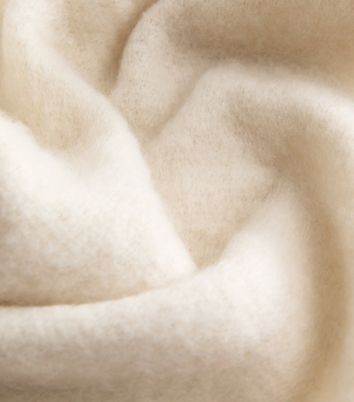 New Look Cream Brushed Fringed Edge Heavyweight Scarf New Look - 3