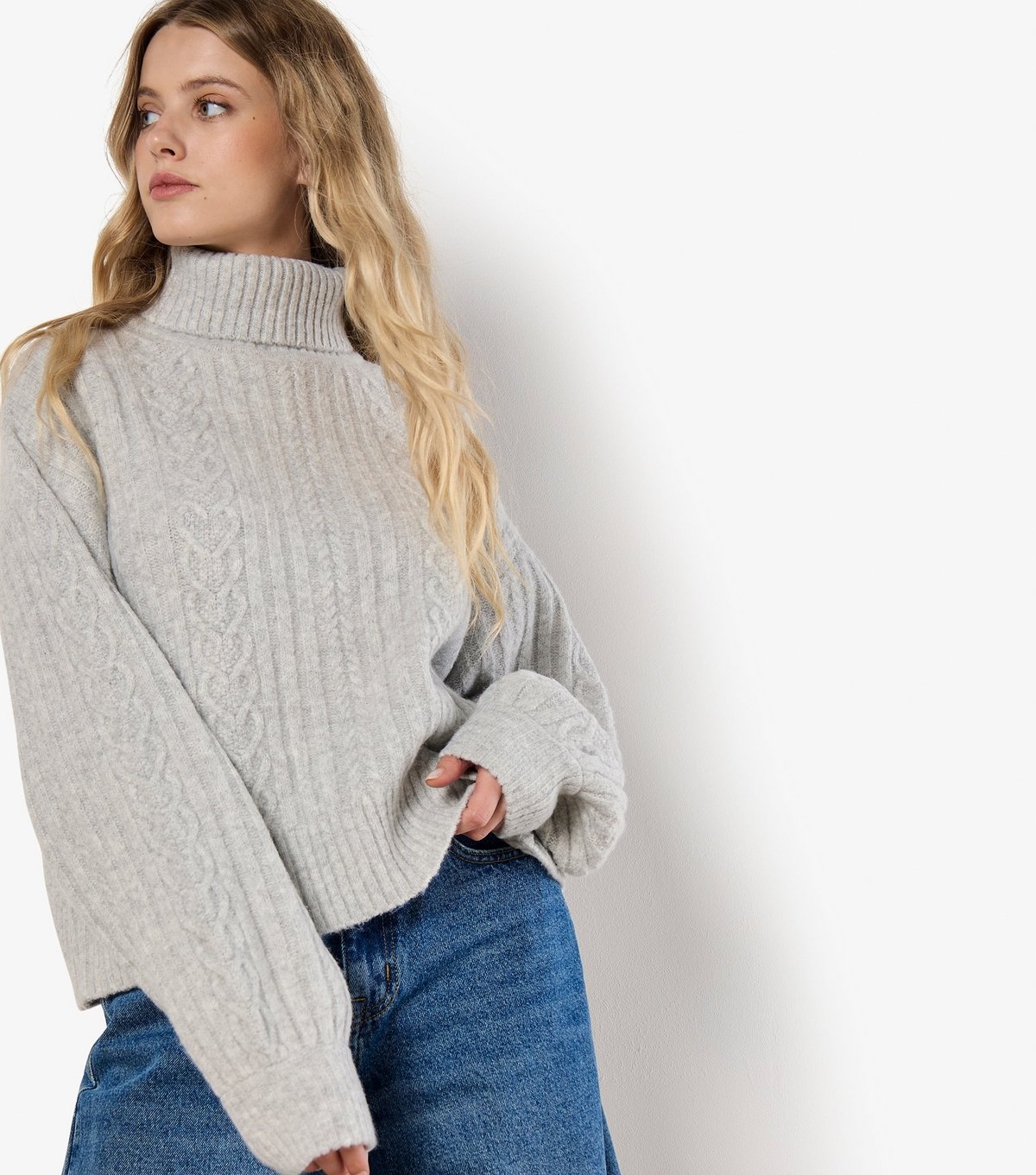 Apricot Women's Light Grey Cable Knit Roll Neck Jumper Apricot New Look - 2