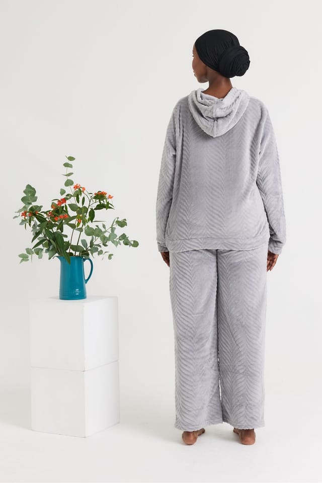 Pretty You London Pretty You London Women's Cosy Chevron Lounge Suit in Mid Grey - 3