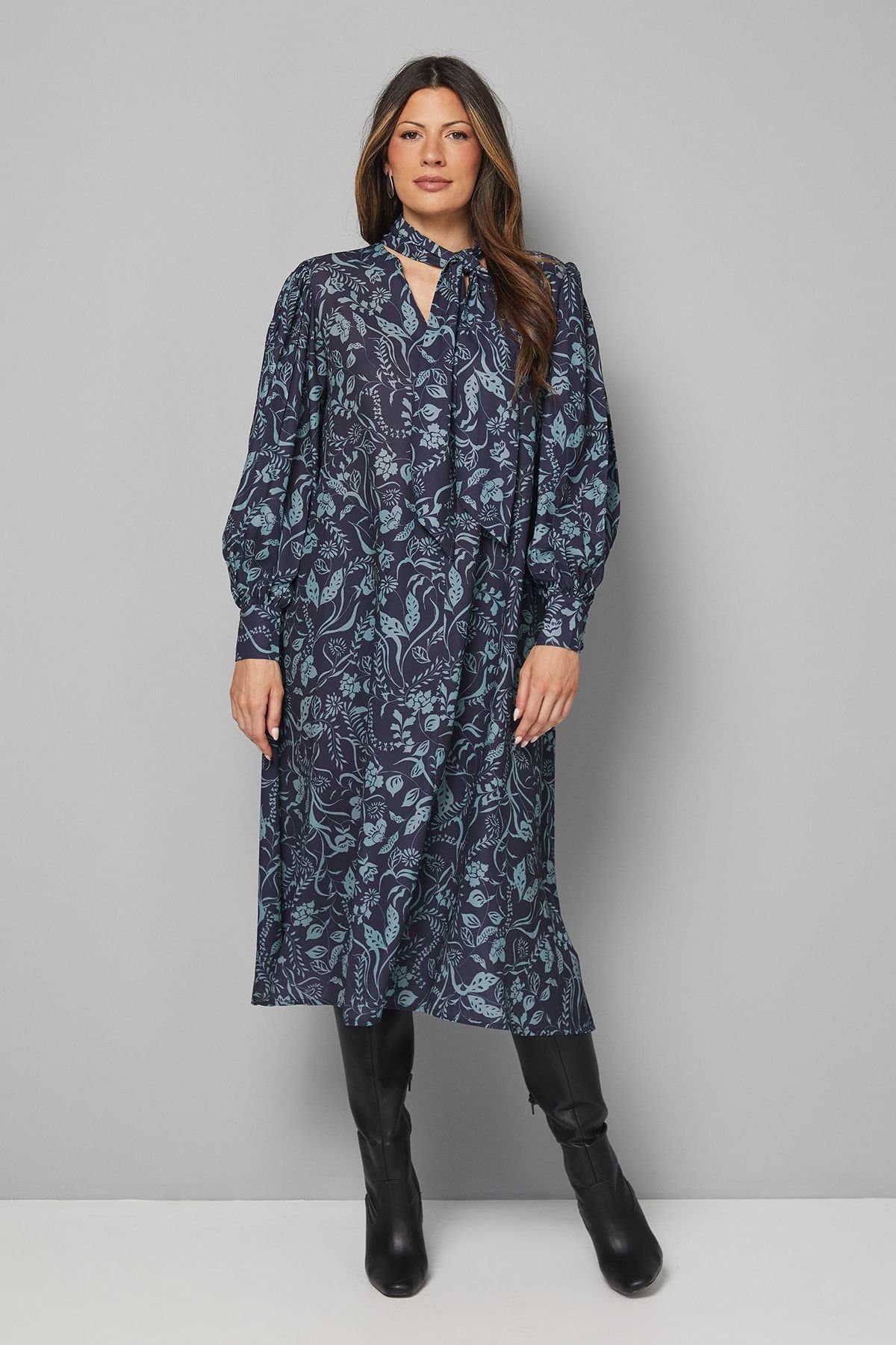 Wallis Wallis Women's Floral Tie Neck Trapeze Dress in Black