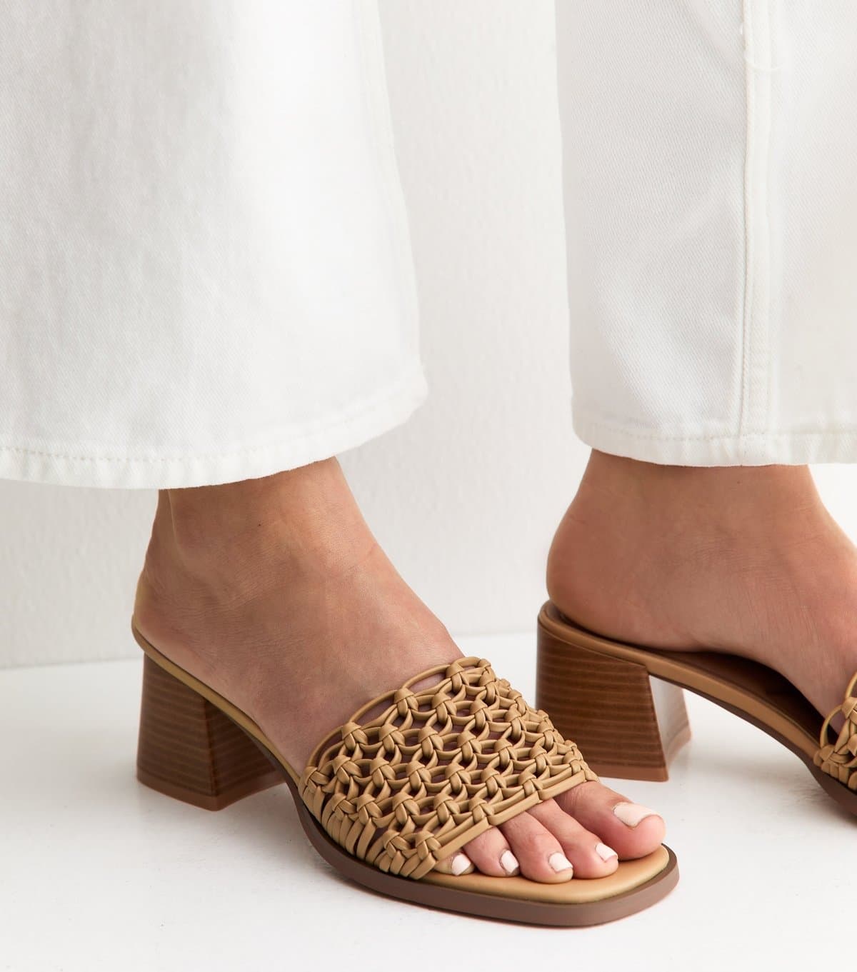 New Look Women's Wide Fit Camel Woven Faux Leather Block Heels Sandals Vegan New Look
