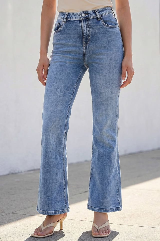 Dusk Dusk Women's Bootcut Jeans in Light Blue - 2