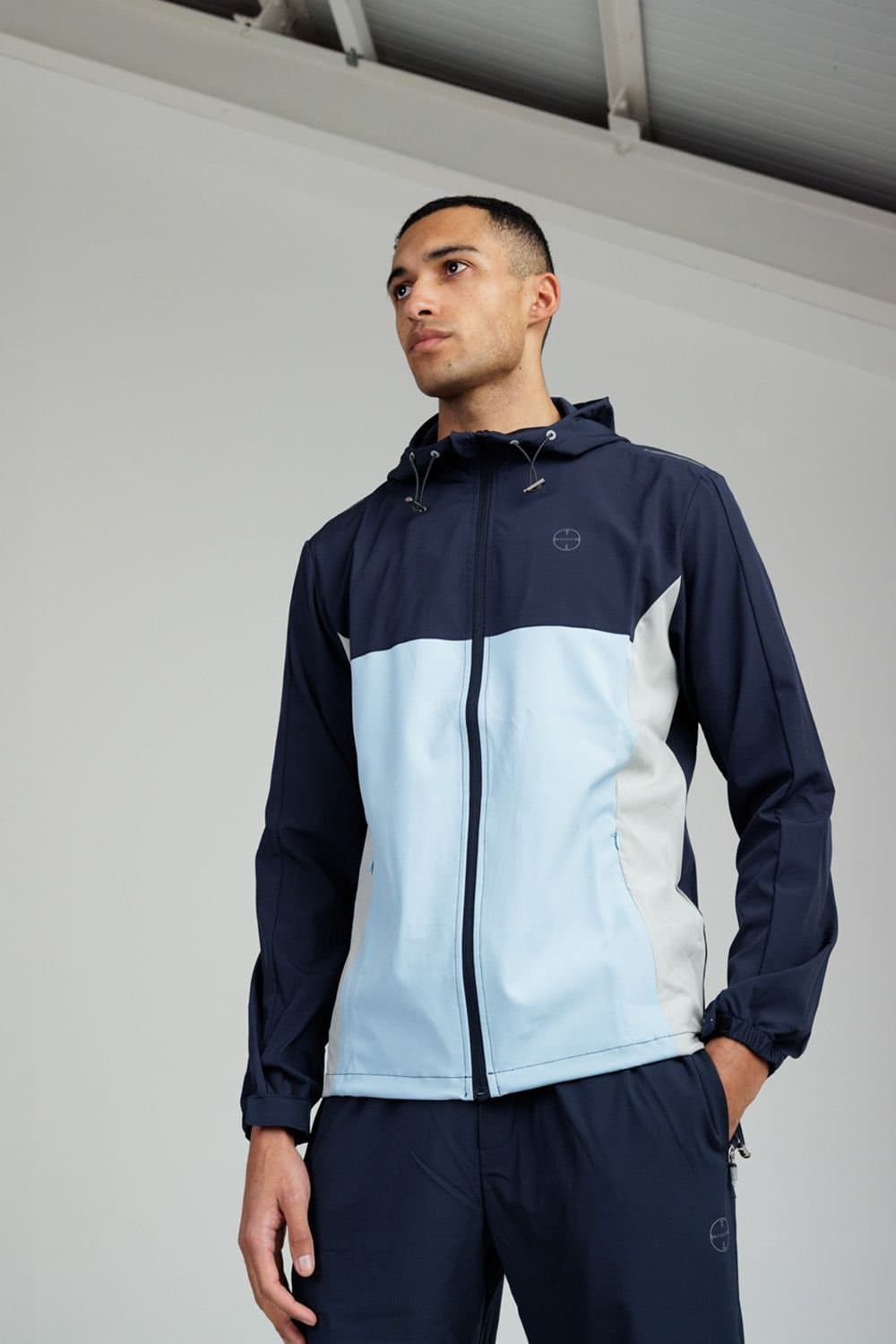 Foray Foray Men's Lightweight Panelled Zip Through Hooded Sports Jacket in Navy