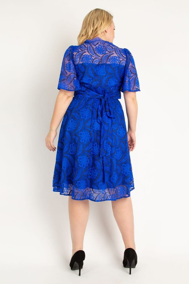 Jolie Moi Jolie Moi Women's Flare Sleeved Lace Midi Dress in Blue - 3