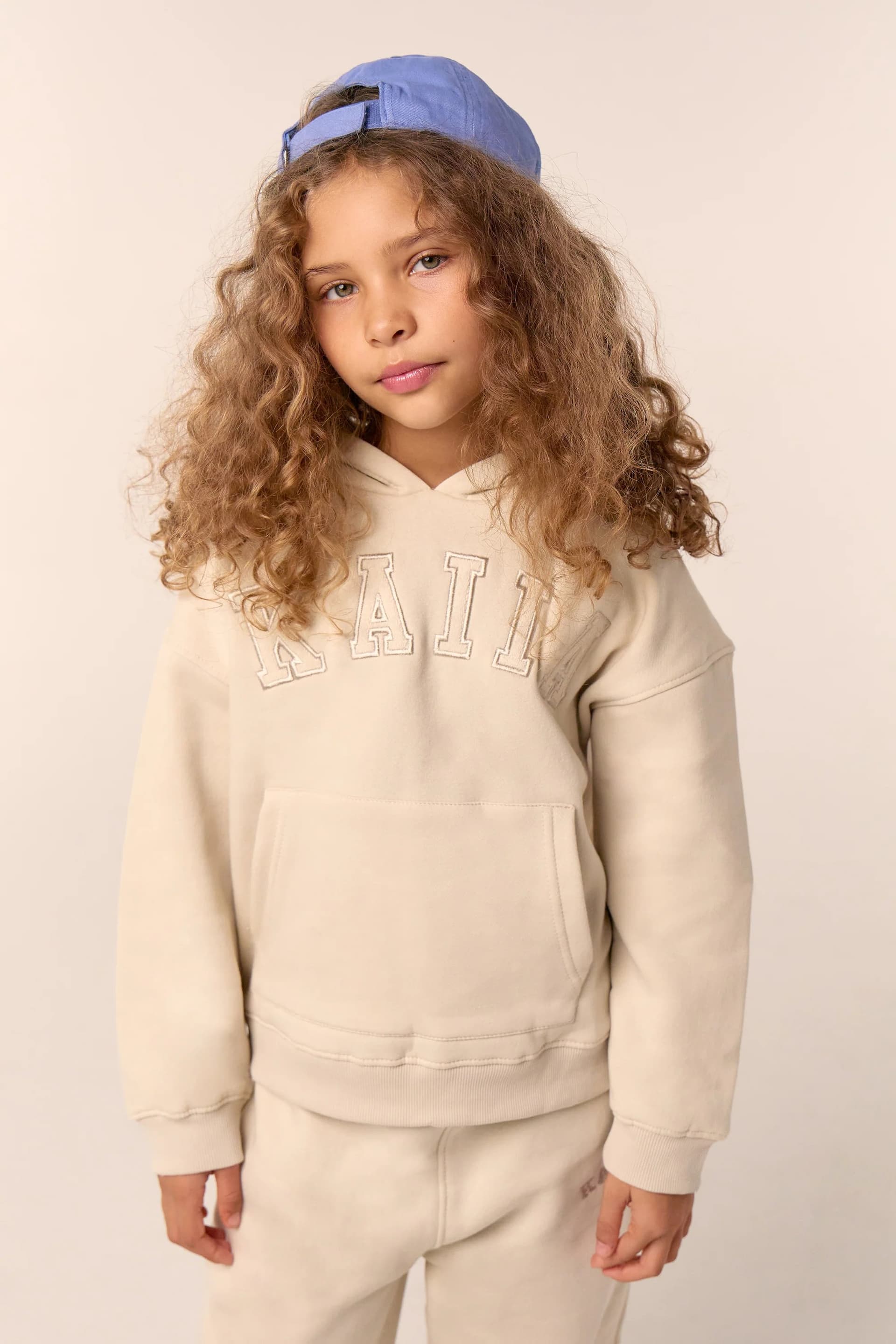 Kaiia Kaiia Kids Slogan Oversized Hoodie Chalk