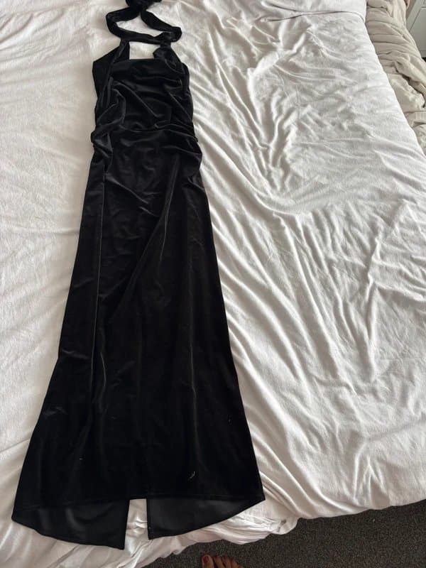 Bershka Black velvet ball/prom/dinner dress xl bershka