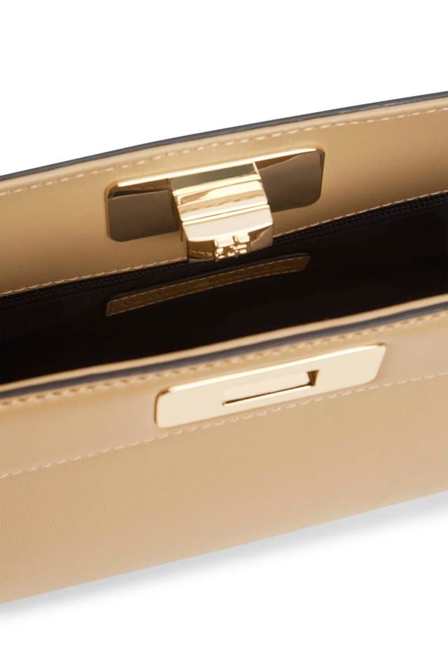 Tommy Hilfiger Tommy Hilfiger Women's Modern Clutch Brown - 3