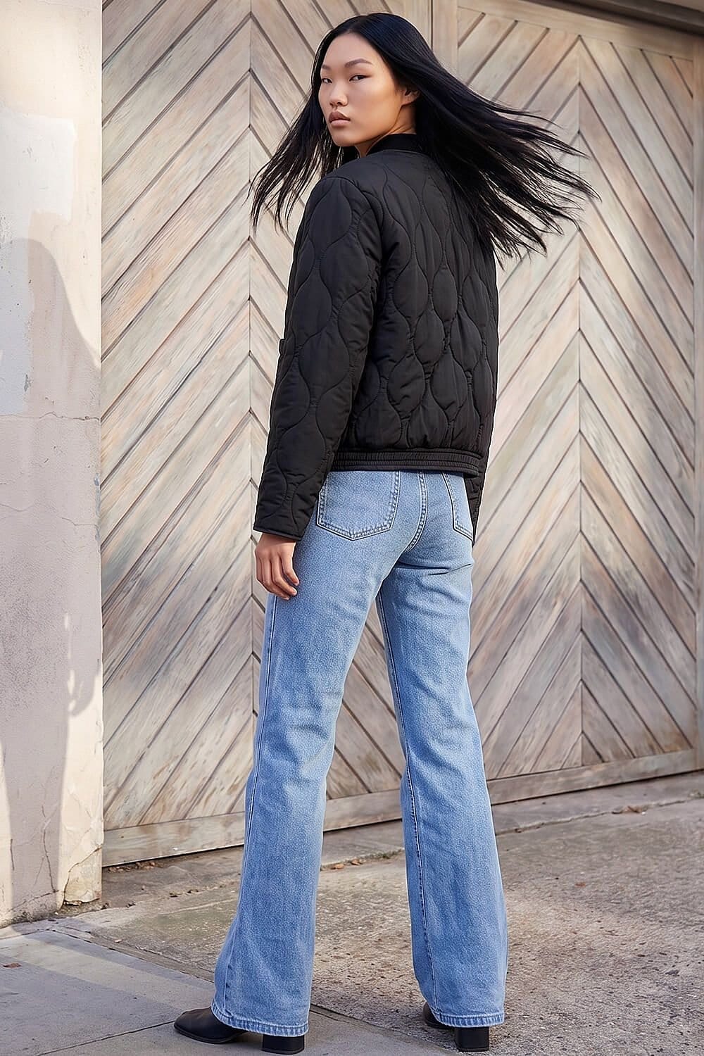 Dusk Dusk Women's Quilted Bomber Jacket in Black - 4