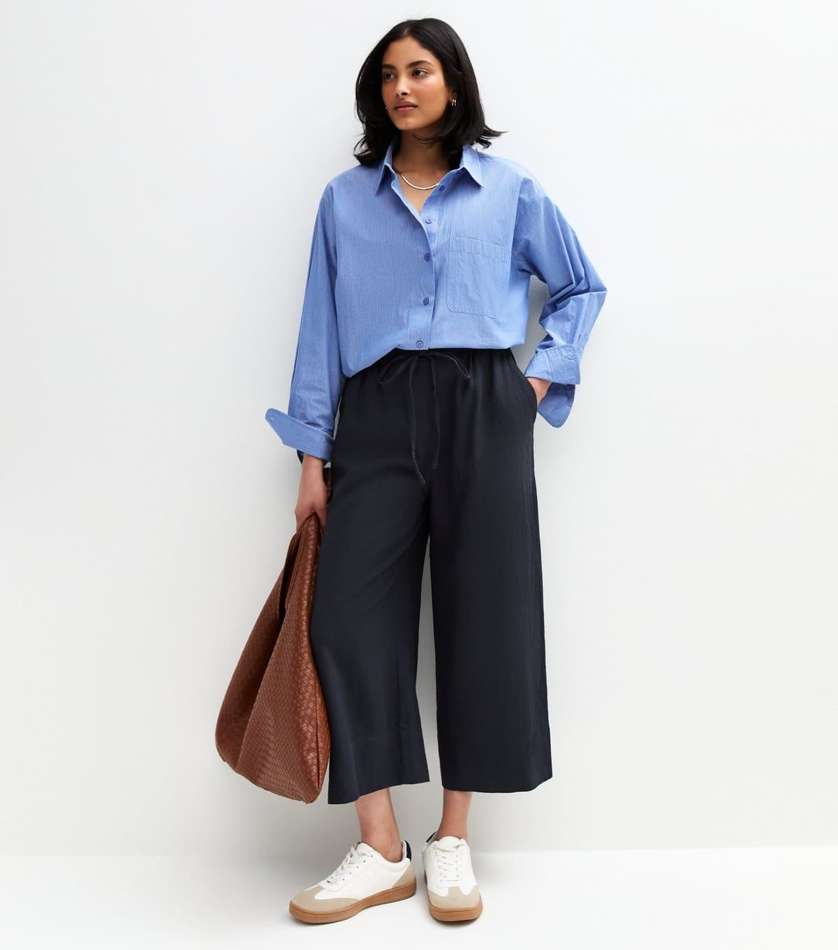 New Look Women's Navy Linen Blend Cropped Trousers New Look