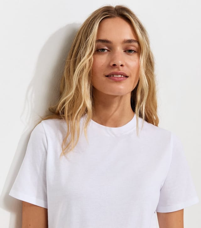 New Look Women's White Cotton T-Shirt New Look - 2