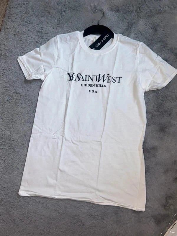 In The Style In the style white oversized short sleeve t shirt size XS