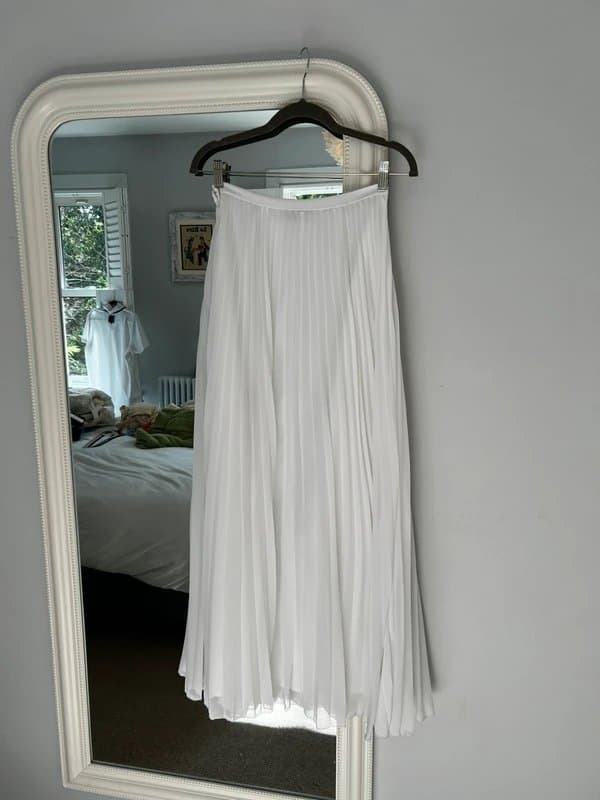 ASOS ASOS pleated chiffon white skirt maxi