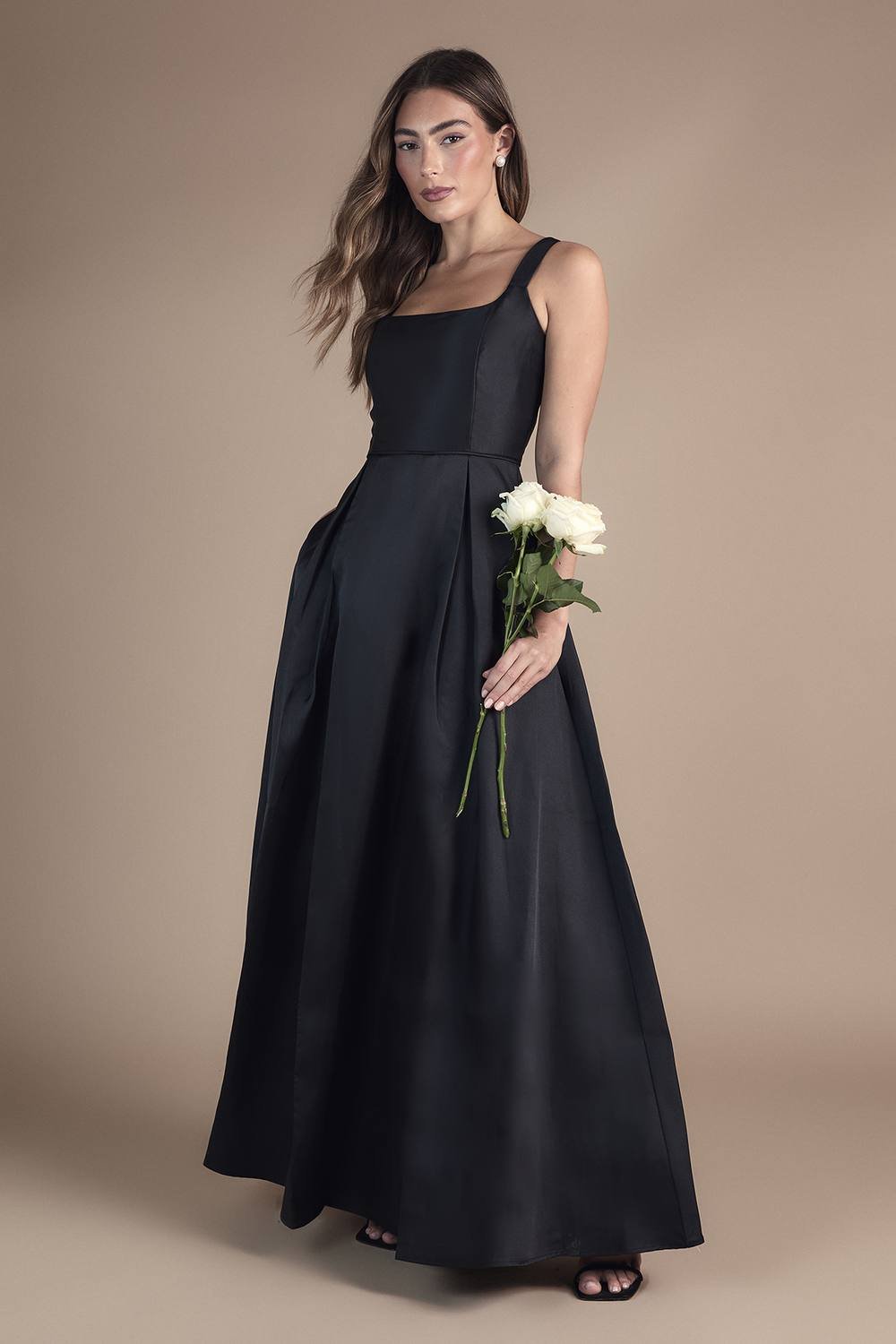Coast Coast Women's Scoop Neck Full Skirted Twill Bridesmaid Dress in Black - 2