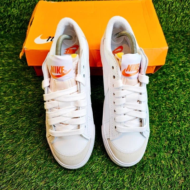 Nike Nike Blazer Low 77 Jumbo 🌟 Trainers Size 7.5 UK Swoosh White Orange Leather BNIB