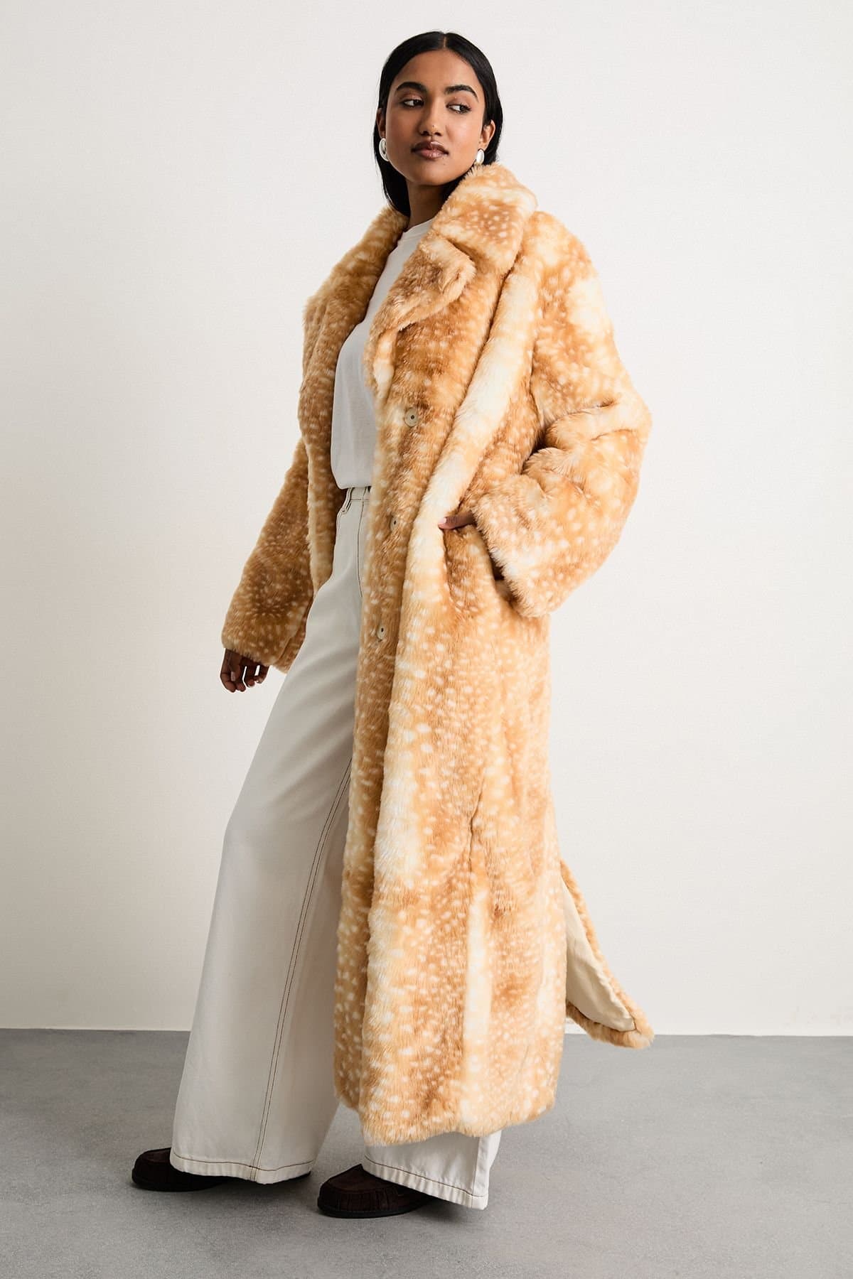 Warehouse Warehouse Tan Faux Fur Deer Jacquard Coat