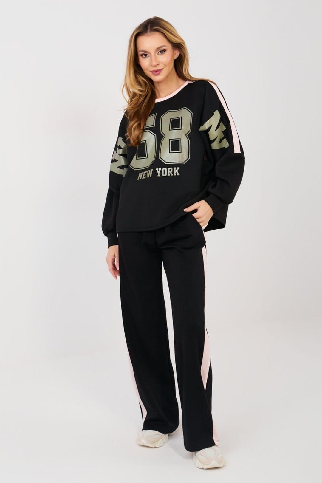 Love Lace Love Lace Women's Comfort Hoodie & Pants Tracksuit Set in Black