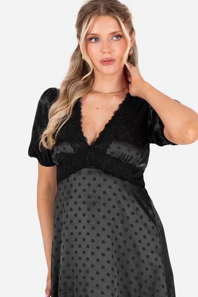 Lovedrobe Lovedrobe Women's Polka Dot Short Sleeve V Neck Midaxi Dress in Black - 2