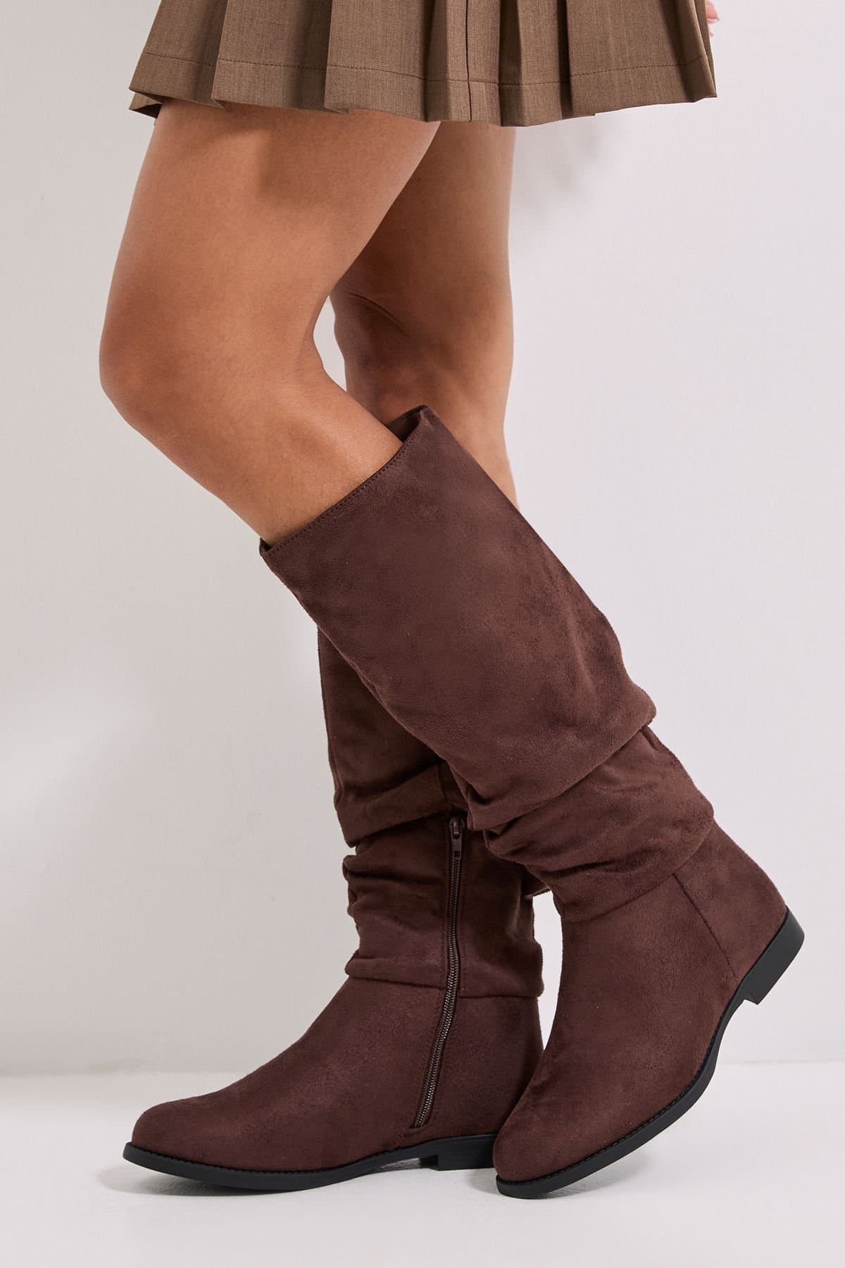 Dorothy Perkins Dorothy Perkins Women's Karina Faux Suede Flat Knee High Ruched Boots in Brown