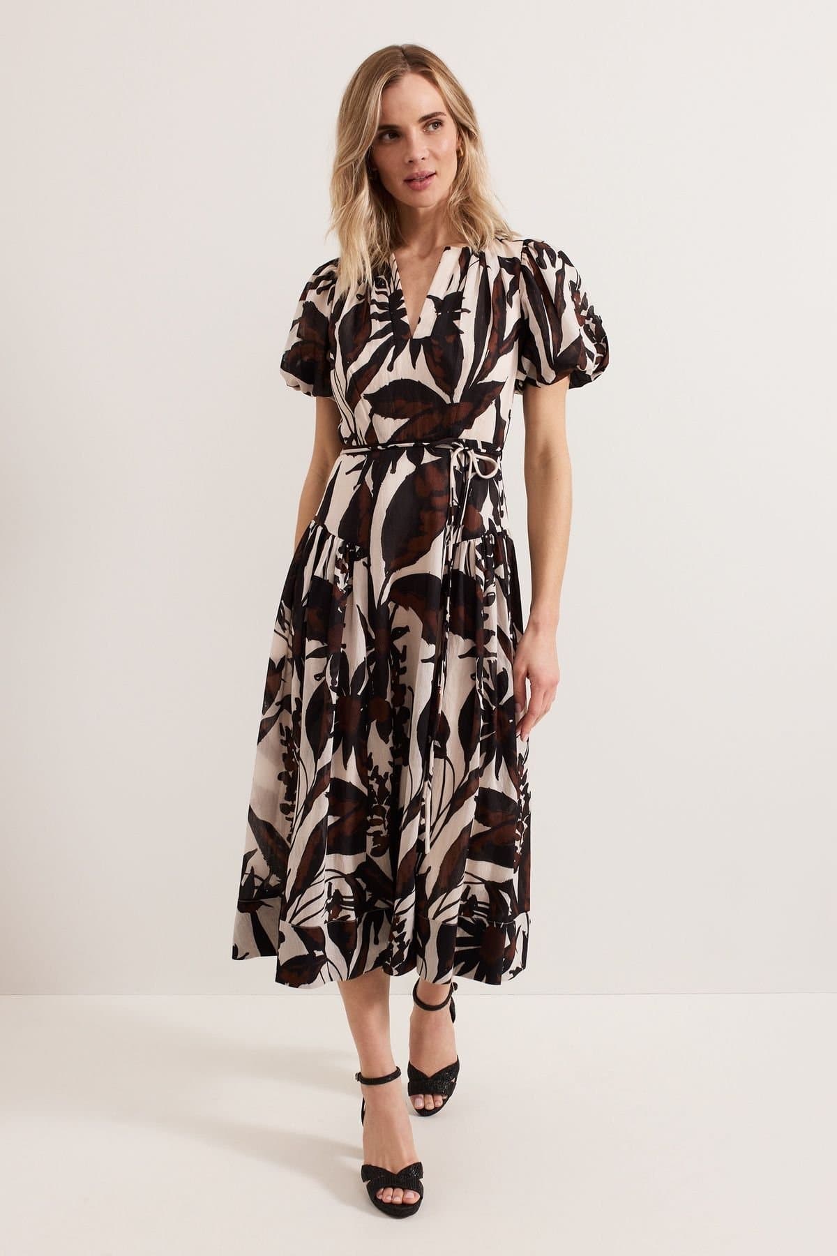 Phase Eight Phase Eight Women's Zarah Printed Dress in Light Khaki