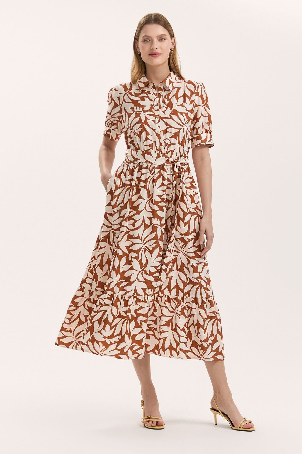 Finery London Finery London Women's Liana Floral Midi Tiered Dress in Brown