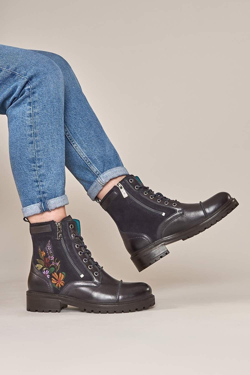Moshulu Moshulu Women's 'Bardsey 2 Floral' Embroidered Biker Boots in Indigo