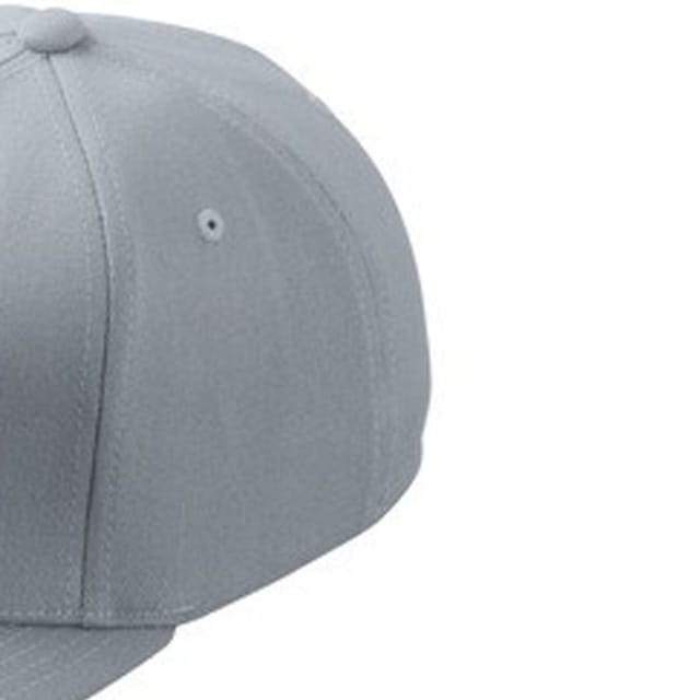 Myrtle Beach Myrtle Beach Men's Flexfit 6 Panel Flat Peak Baseball Cap in Light Grey - 2