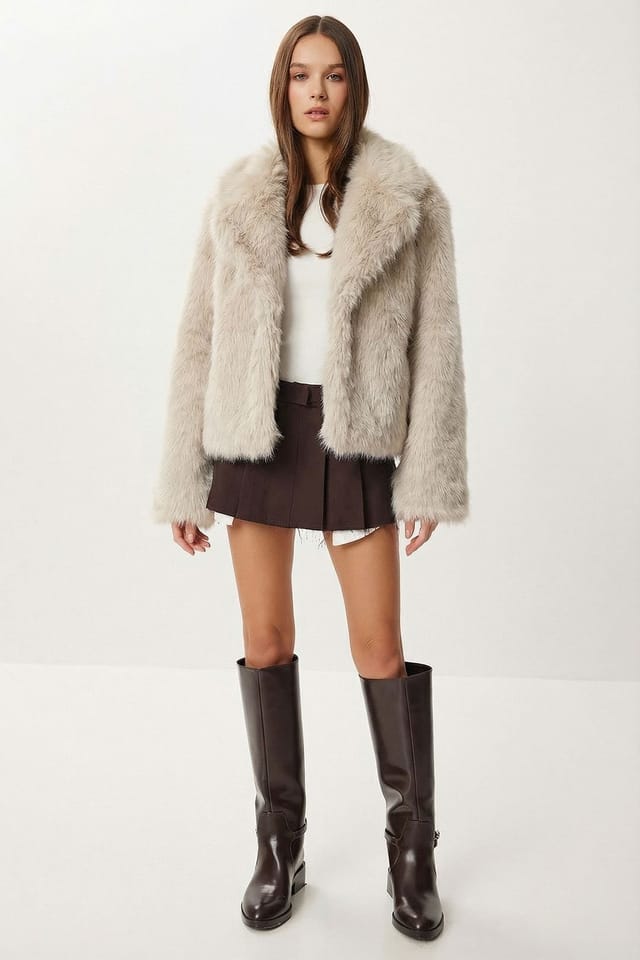 Happiness Istanbul Happiness Istanbul Women's Faux Fur Shawl Collar Jacket in Cream - 2