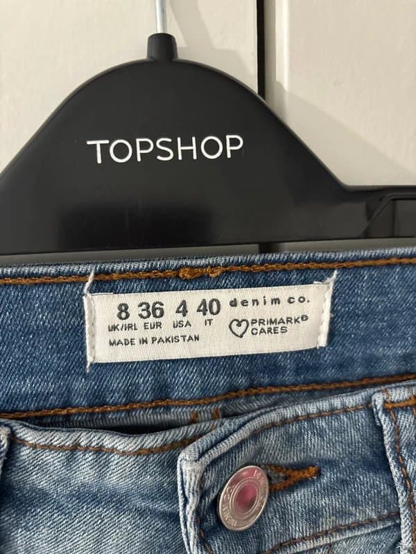 Primark Primark stretchy ripped jeans size 8