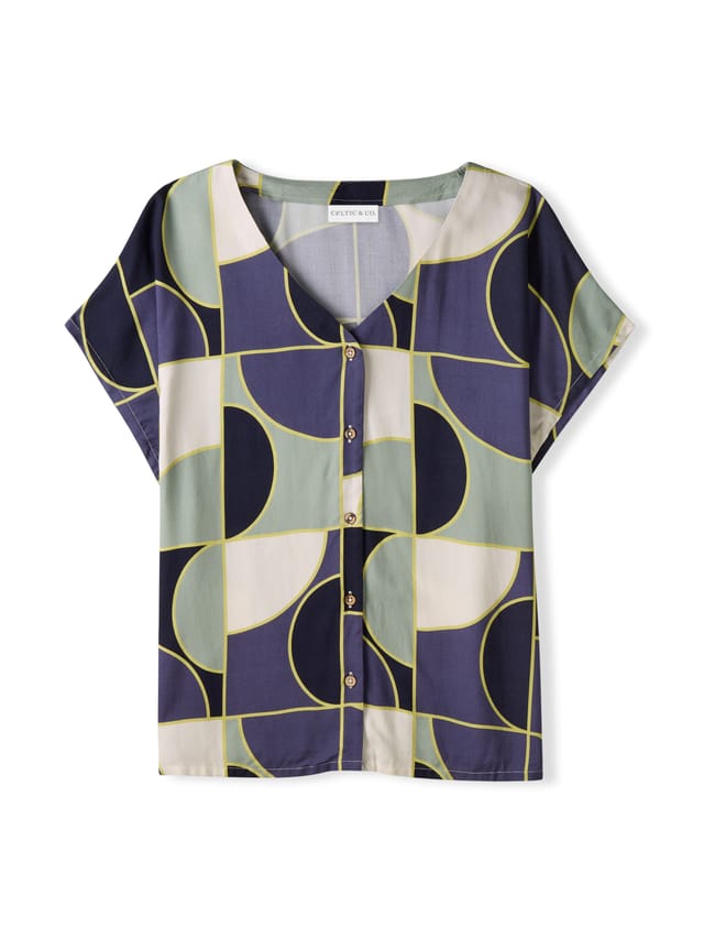 Celtic & Co Celtic & Co Women's Short Sleeve V-Neck Printed Shirt - 2