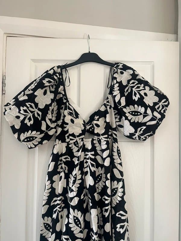 New Look New Look Black White Pattern Knotted Tie Open Back Puff Sleeve Dress Size 12
