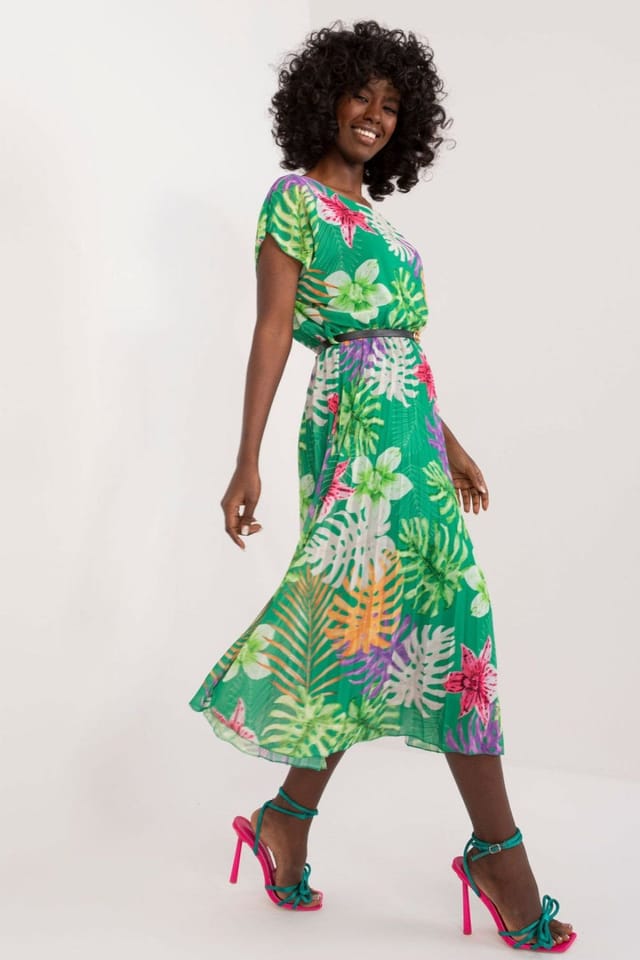 Love Lace Love Lace Women's Italy Summer Flared Short Sleeve Dress in Green - 2