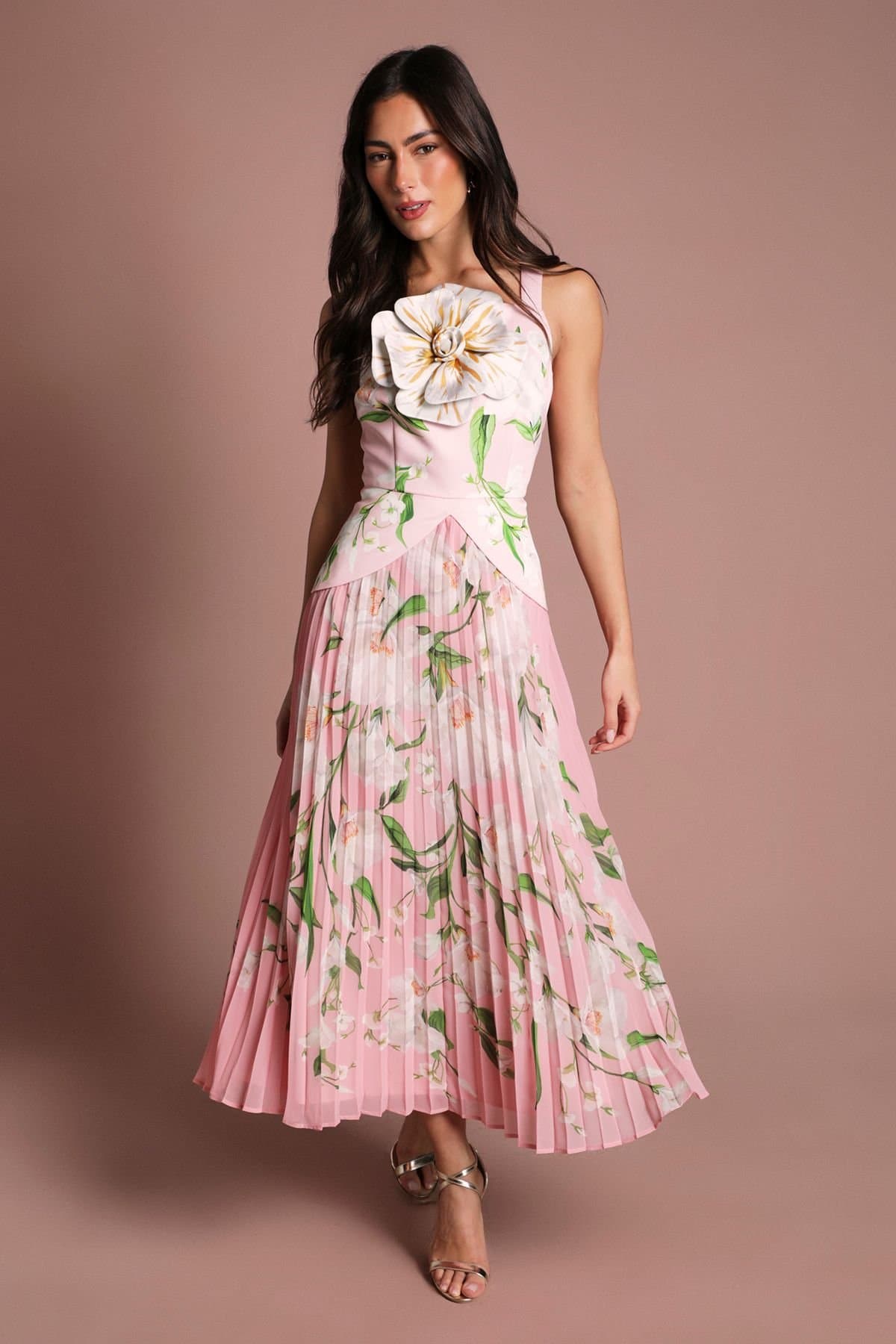Coast Coast Women's Muse 3D Printed Flower Pleated Midi Dress in Pink