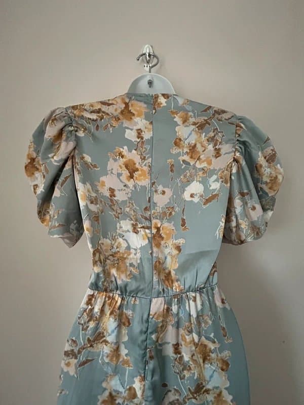 AX Paris * NEW * (shop floor) AX Paris Duck Egg Floral Print Puff Sleeve Gathered Side Midi Dress UK 10