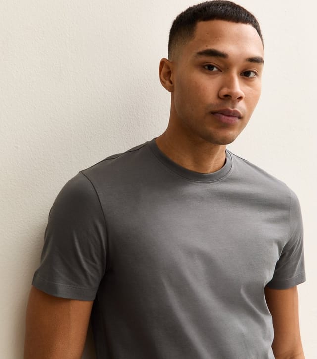 New Look Men's Mid Grey Regular Crew Neck Jersey T-Shirt New Look - 2