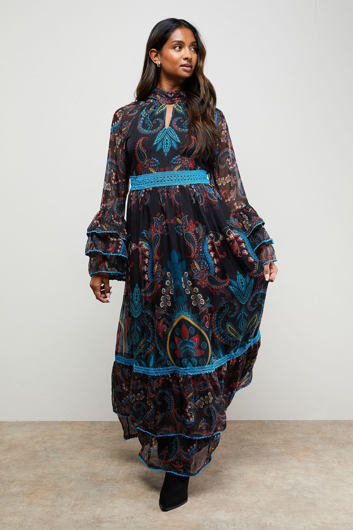 Oasis Oasis Women's Placement Print Lace Detail High Neck Maxi Smock Dress in Teal