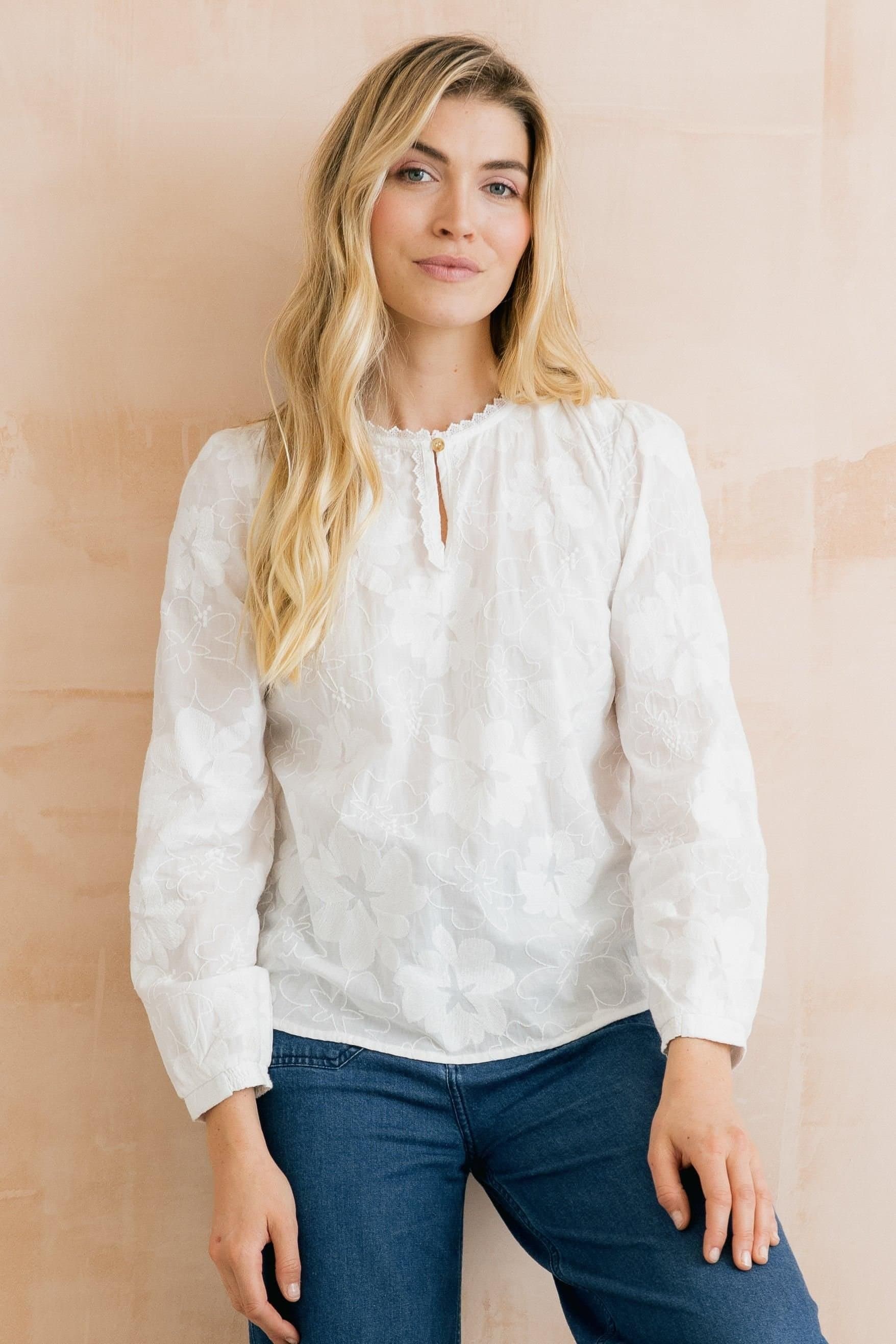Lily & Me Lily & Me White Embroidered Cotton Blouse