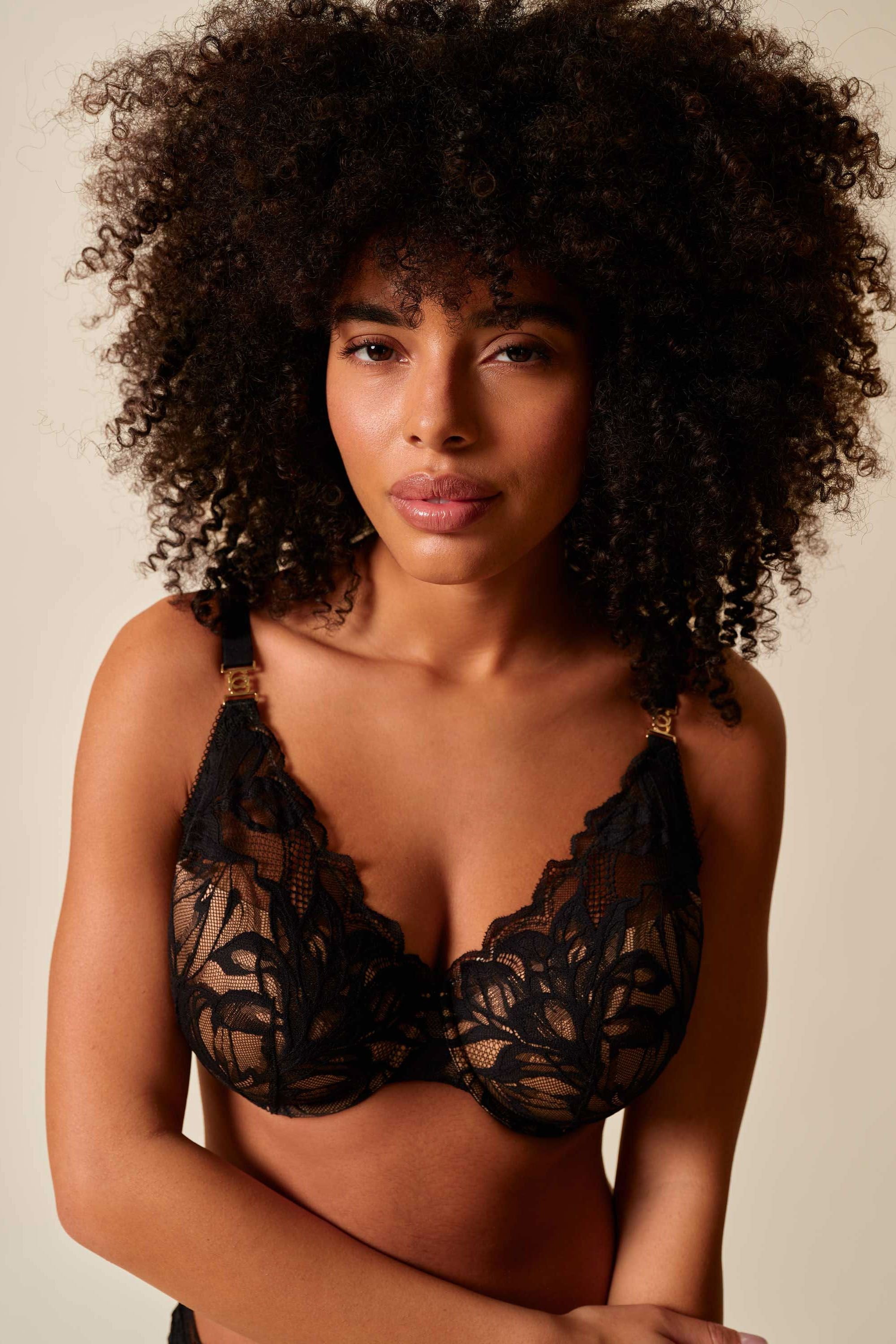 Gossard Gossard Women's Lace Soiree Padded High Apex Bra - Black - 2