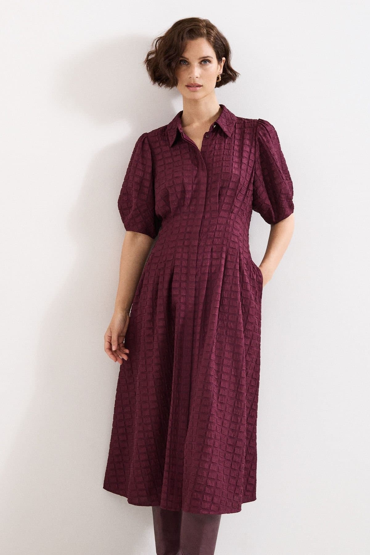 Phase Eight Phase Eight Women's Yasmine Textured Collared Midi Dress in Wine