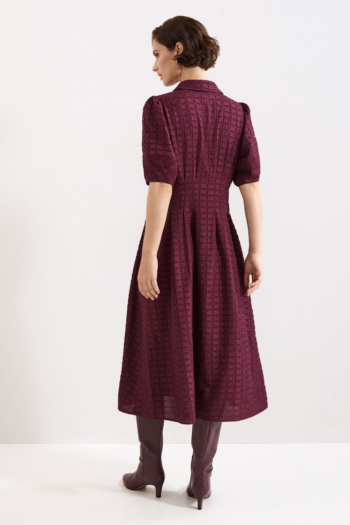 Phase Eight Phase Eight Women's Yasmine Textured Collared Midi Dress in Wine - 4