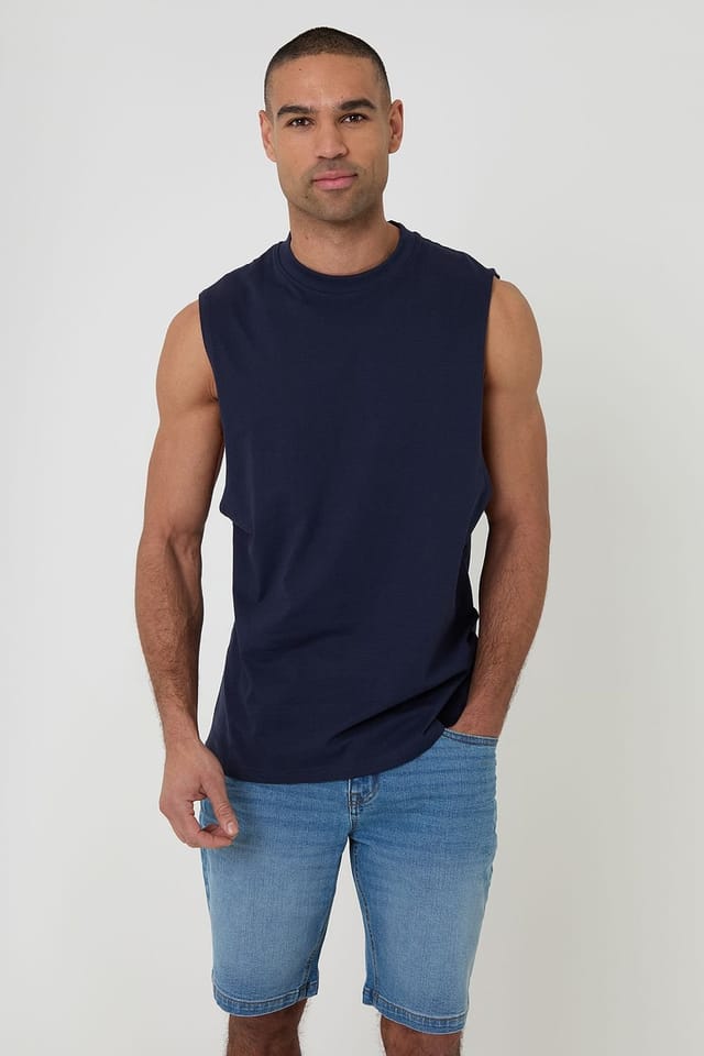 Threadbare Threadbare Men's Turn Up Denim Shorts in Pale Blue - 3