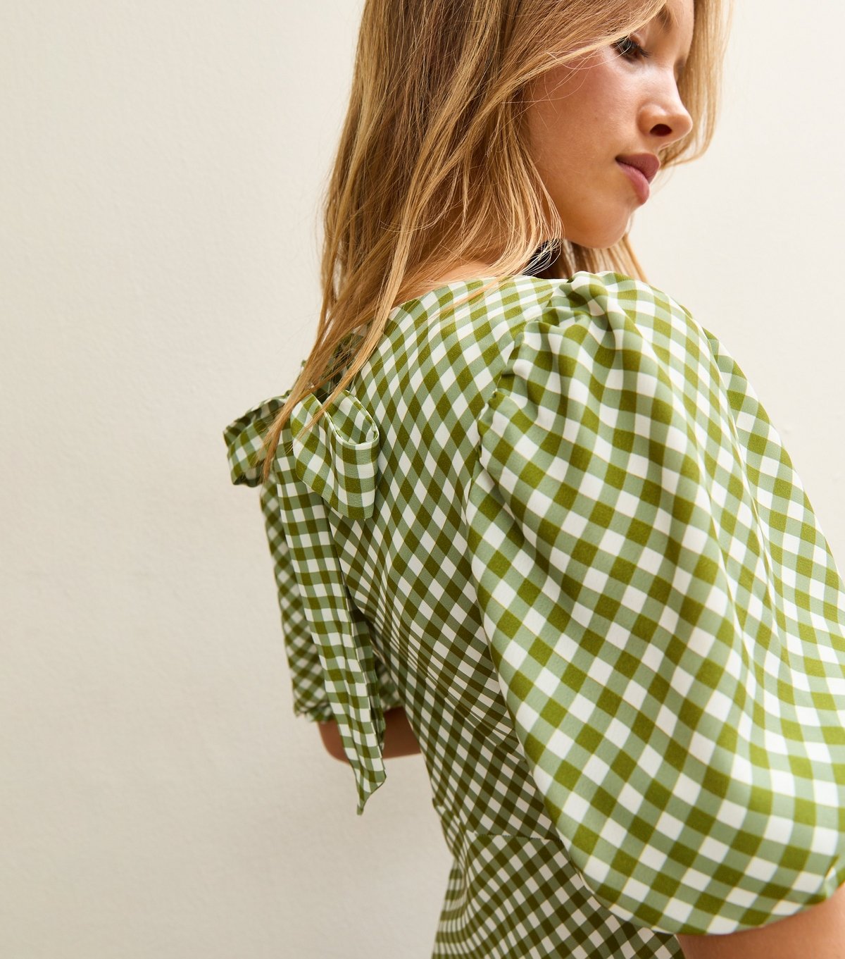 New Look Women's Green Gingham Print Bow Back Midi Dress New Look - 2