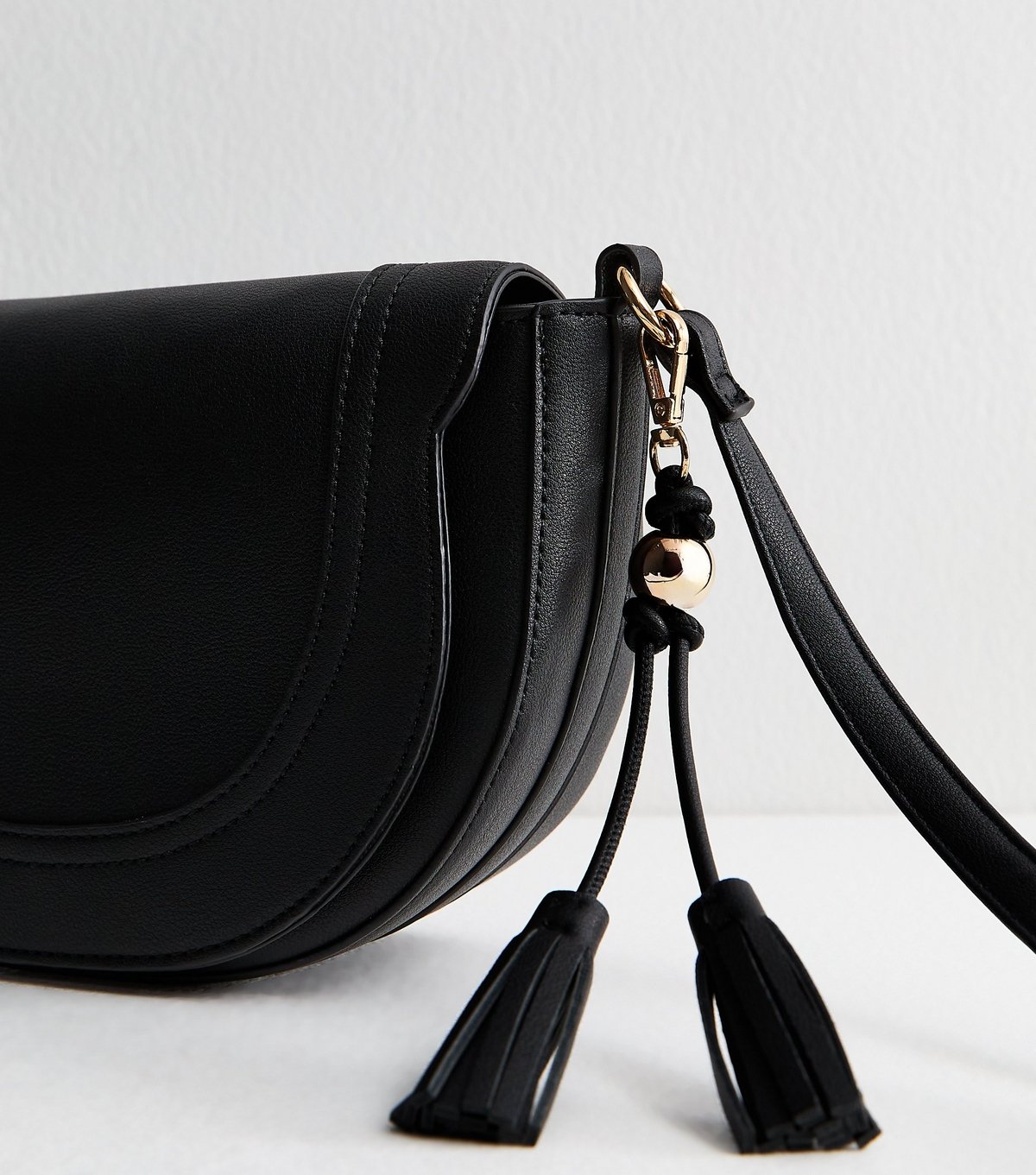 New Look Black Faux Leather Saddle Crossbody Bag New Look - 3