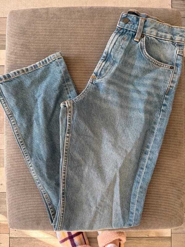 ASOS ASOS design mid rise straight leg jeans