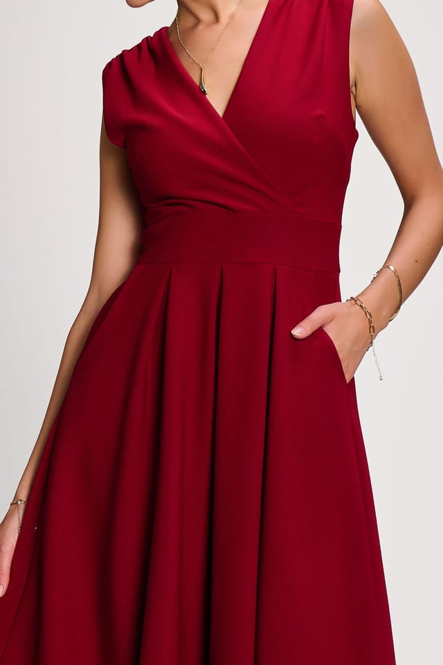 Jolie Moi Jolie Moi Women's Plain Sleeveless Midi Dress in Dark Red - 3
